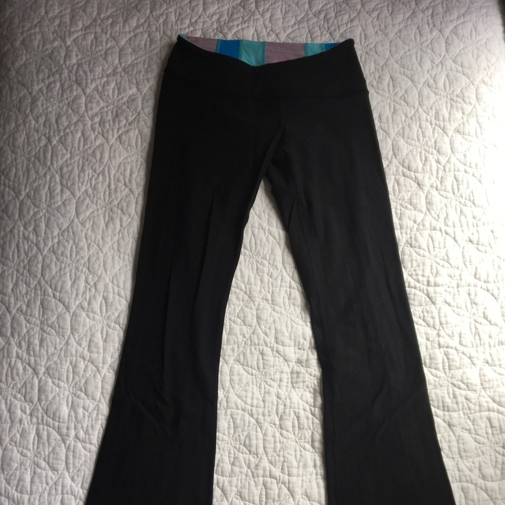 Ivivva yoga pants